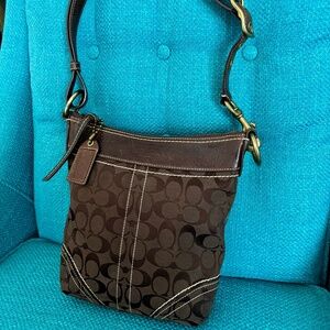 Vintage Coach Signature shoulder/crossbody bag 10402